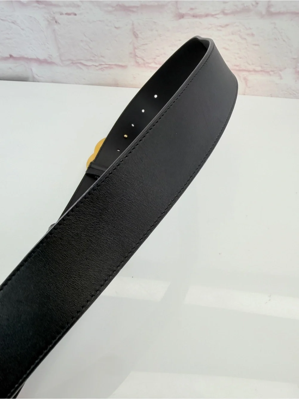 Gucci Black Leather Belt with Gold Double G Buckle